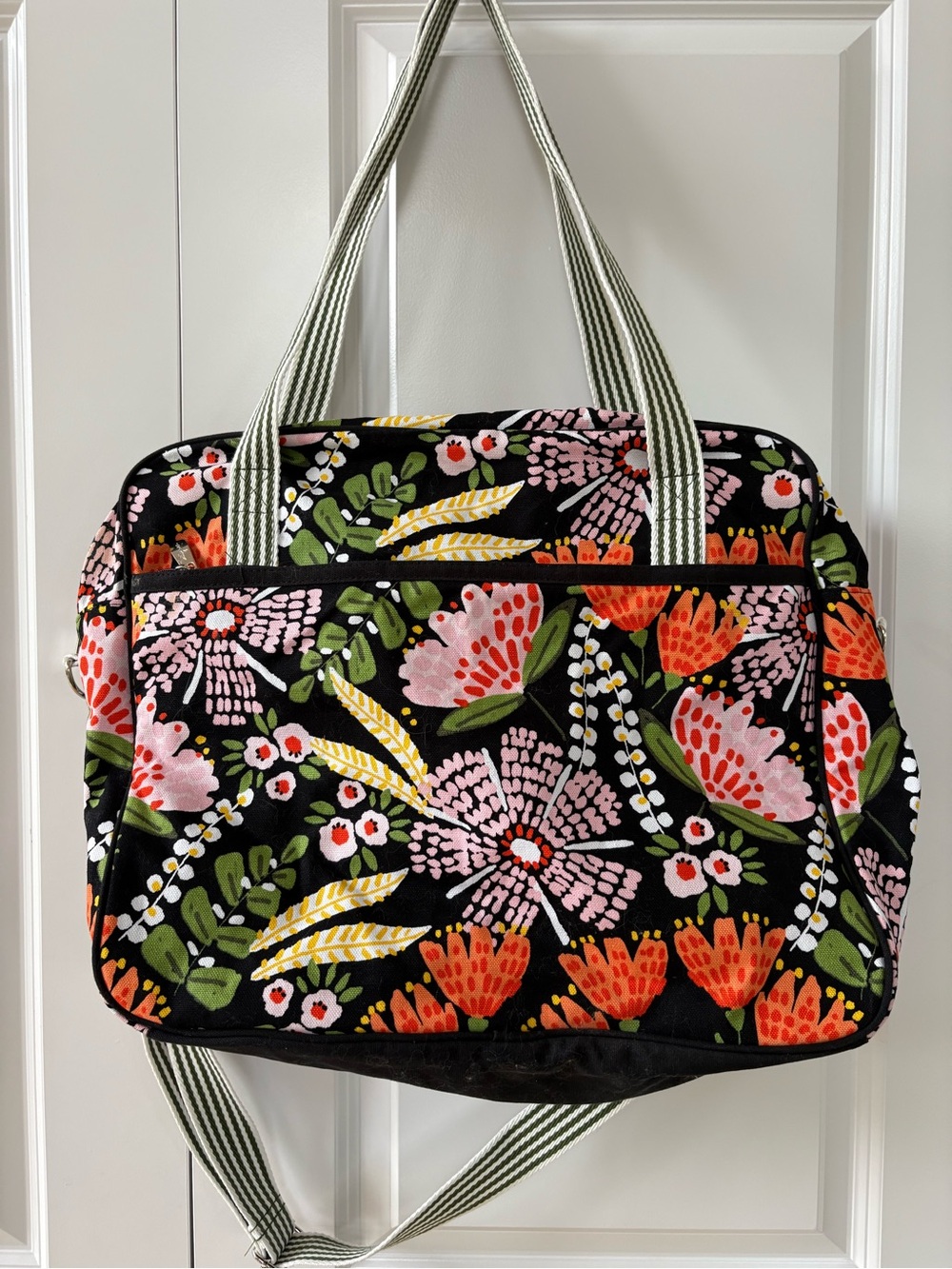 Thirty One Floral Canvas Tote Duffle Bag